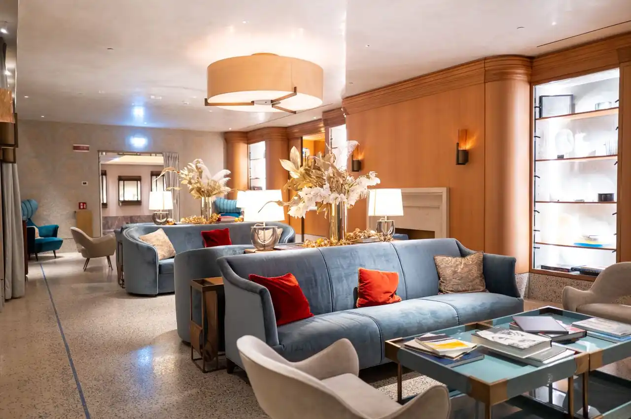 Premium Room